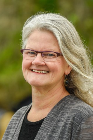 Iris Graville author photo.jpg